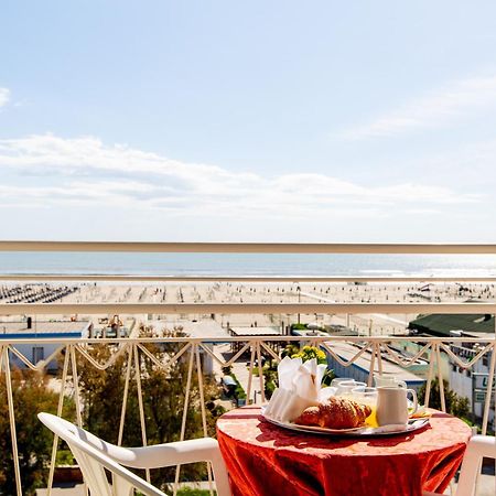 Hotel Lungomare Cervia Dış mekan fotoğraf