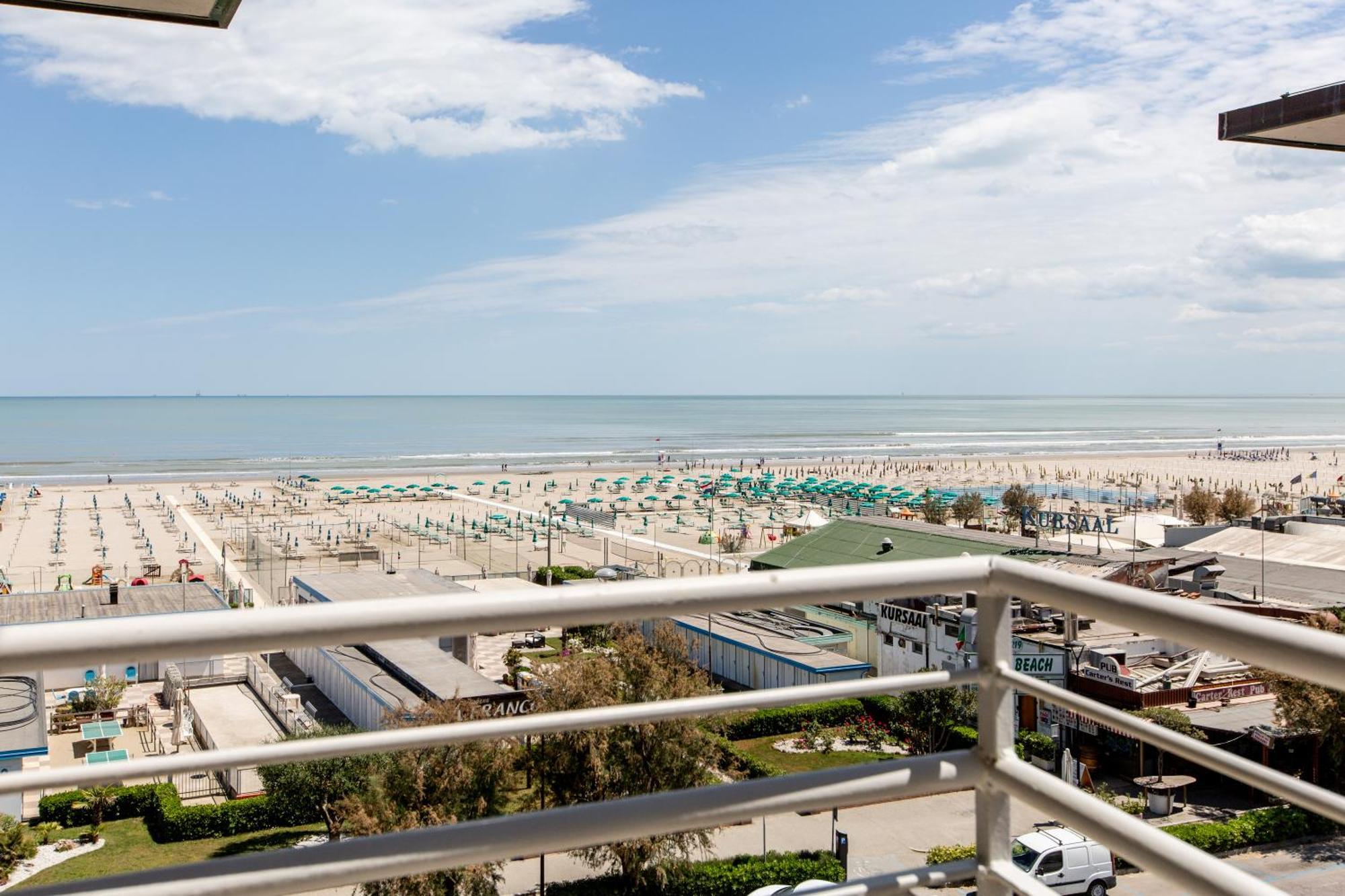 Hotel Lungomare Cervia Dış mekan fotoğraf