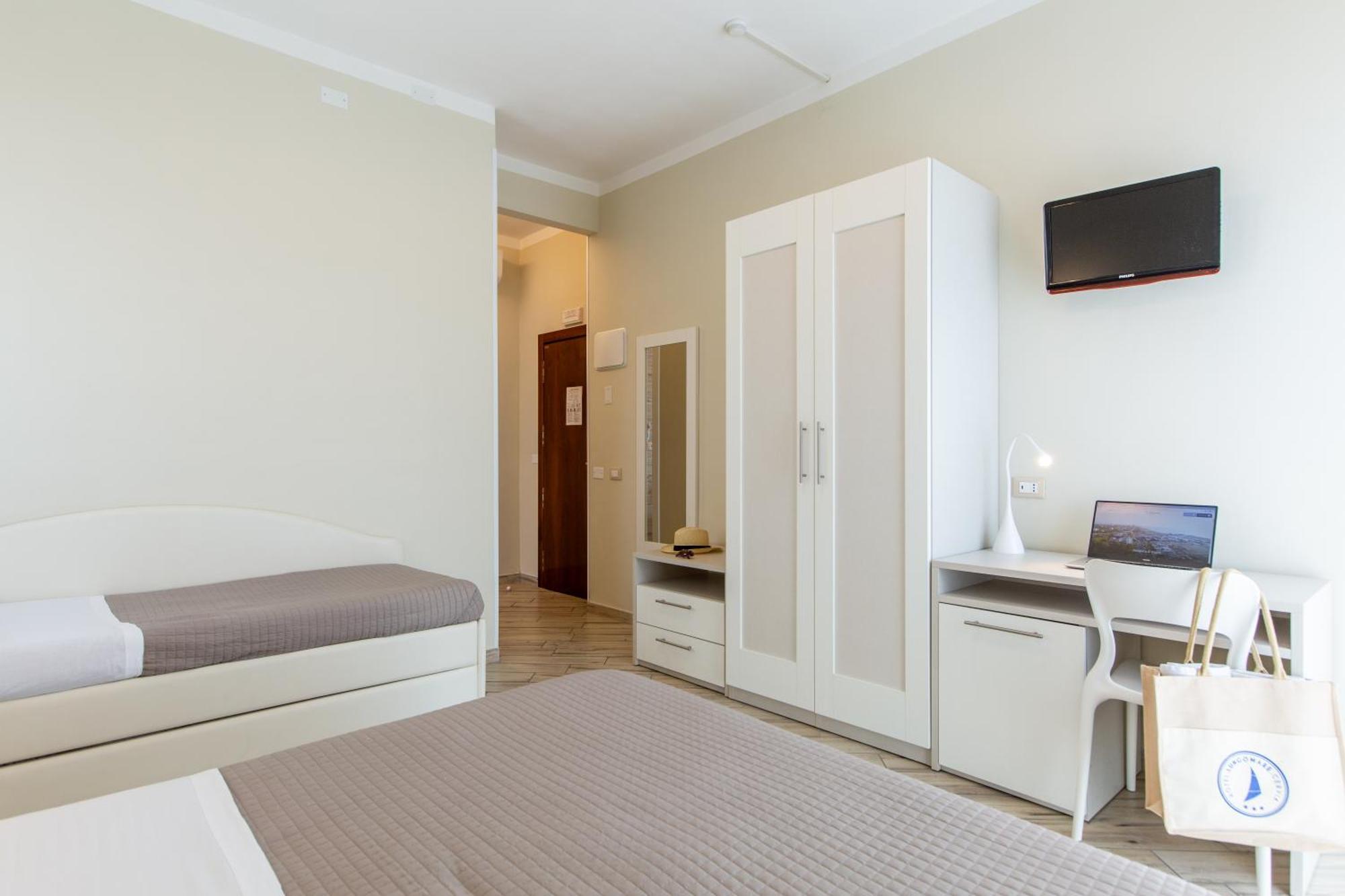 Hotel Lungomare Cervia Dış mekan fotoğraf